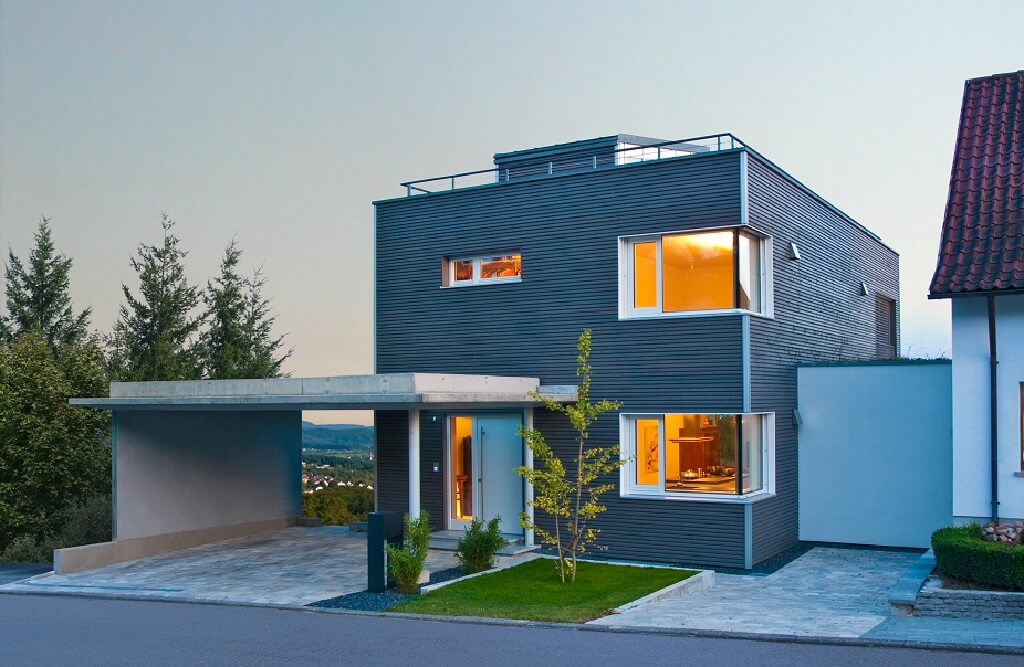 The Bauhaus Wiesenhütter with flat roof design